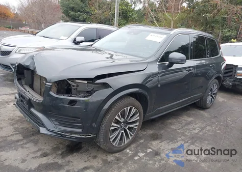 2021 Volvo Xc90 T6 Momentum 6 Passenger z USA, uszkodzony, nr VIN YV4A221K7M1693821